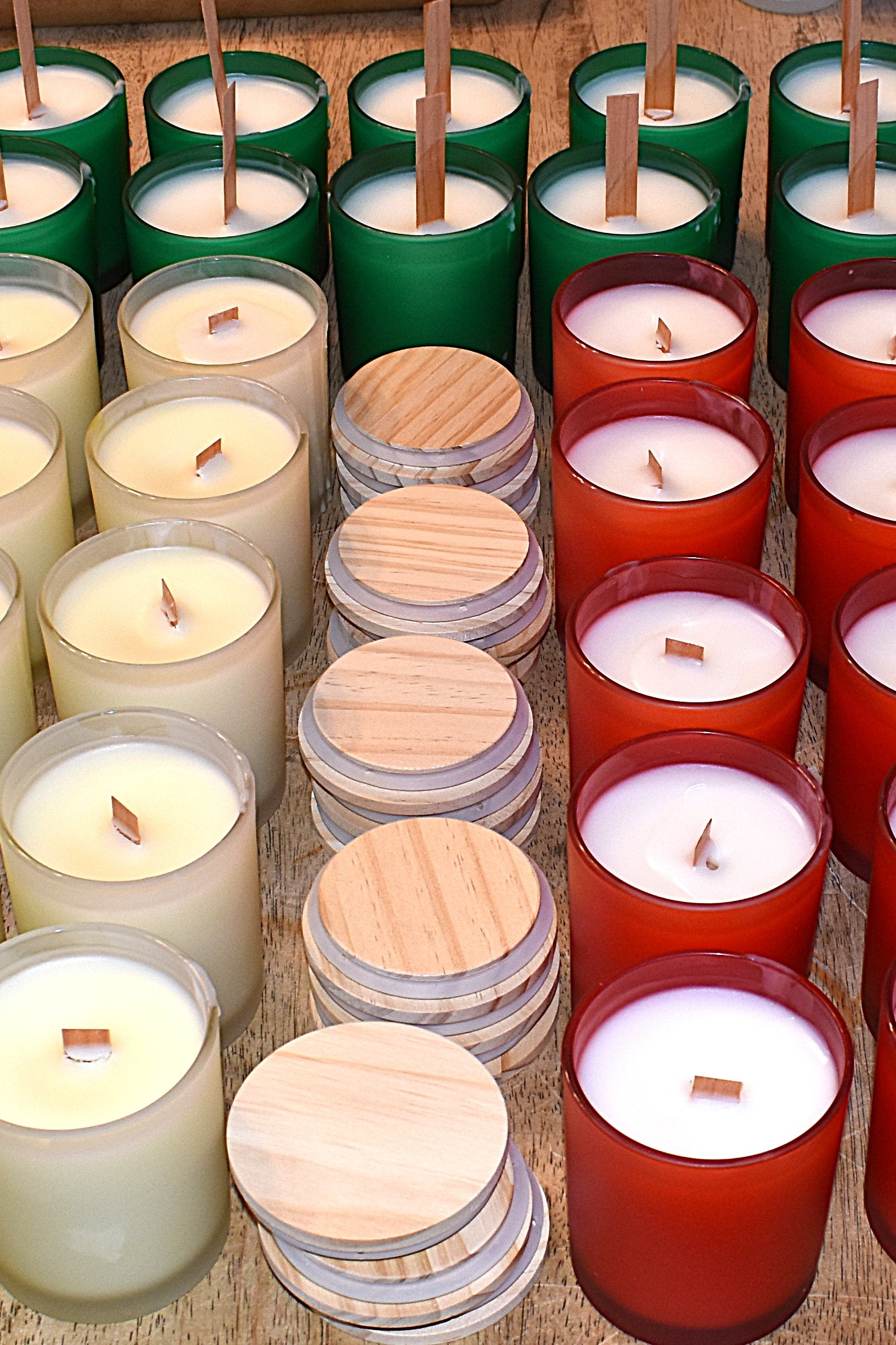 Woodwick Candles (HOLIDAY EDITION - LIMITED!)